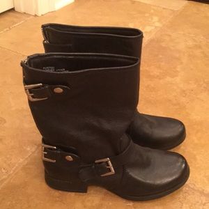 Nine West Black Moto Style Mid Height Boots 6.5